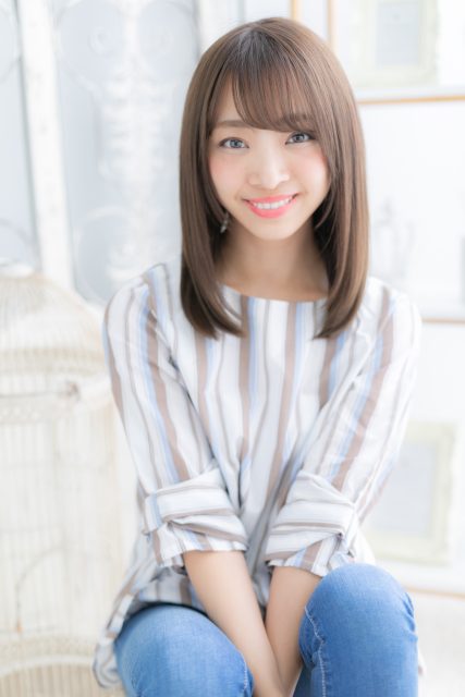 黒髪も◎ナチュラルカラー斜めバングセミディ