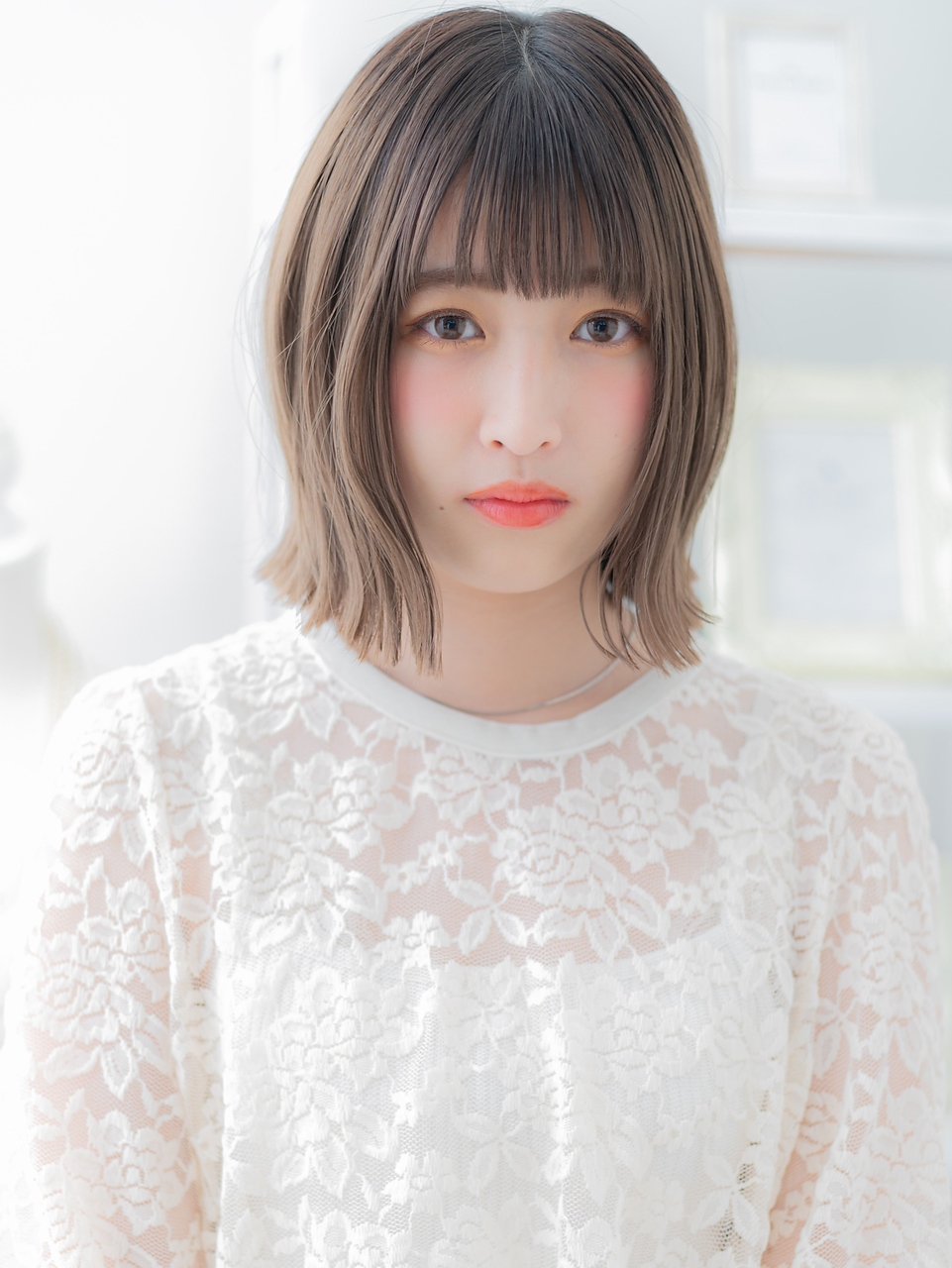 大人可愛い外ハネ小顔ボブ20代30代
