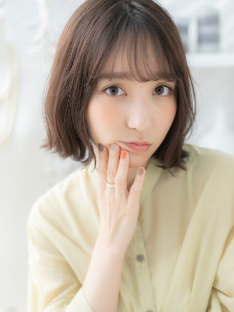 大人可愛いくびれ小顔ボブ20代30代