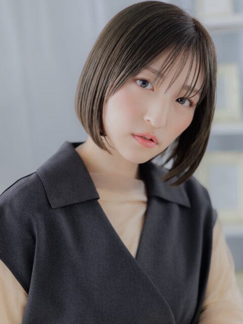 大人可愛い前下がり小顔ボブ20代30代