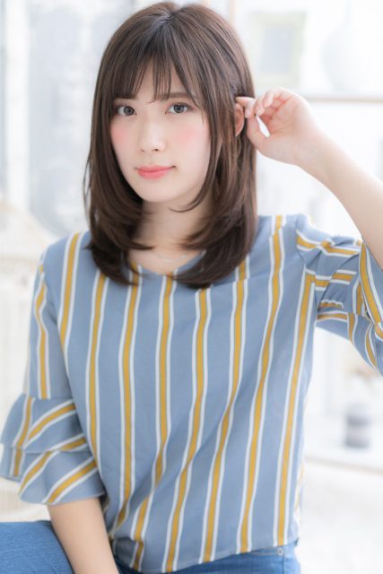 好感度高めの◎斜めバング黒髪ワンカール