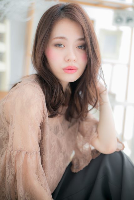 気だるい表情が似合う...リラクシーセミディ