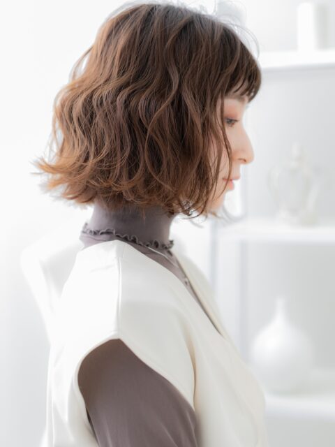 大人可愛いエアリーボブパーマ20代30代