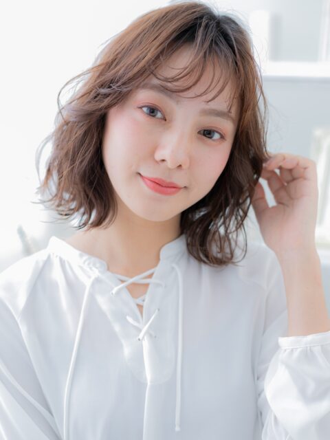 大人可愛い抜け感ボブパーマ20代30代