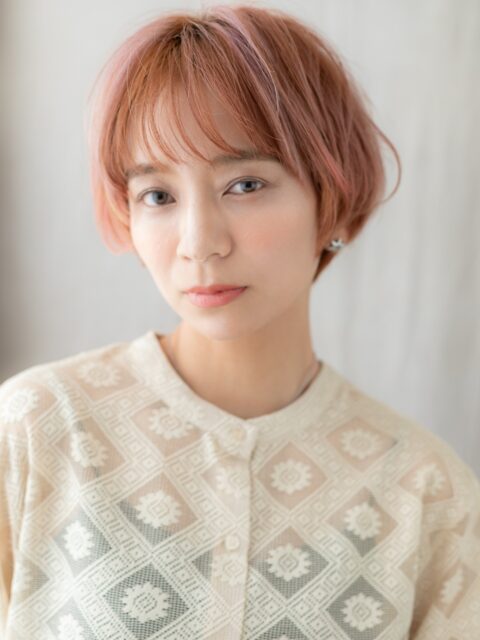 大人可愛い抜け感ミルクティーボブ20代30代