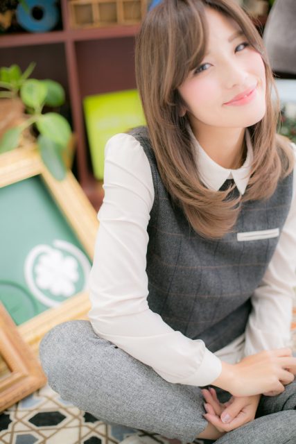 グラデカラーの小悪魔セミディ