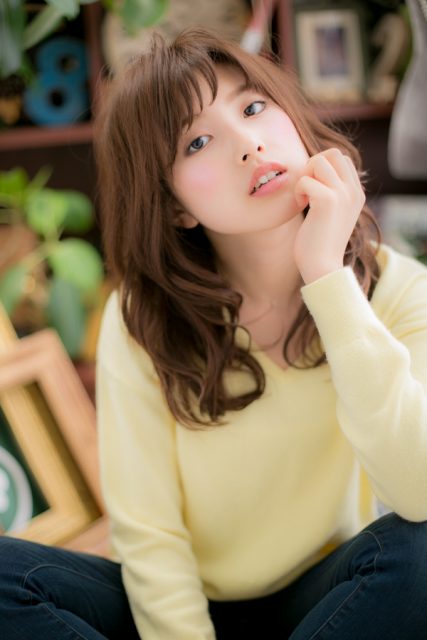 ダークカラーで大人ぽく！格上げくびれカール