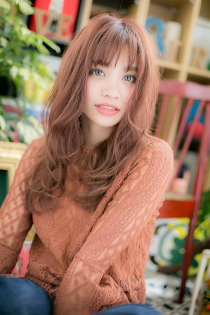 個性派カラーでラブグラマラス