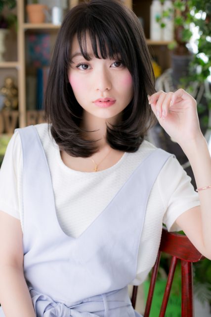 重厚感ある&#8230;黒髪美人クラシカル
