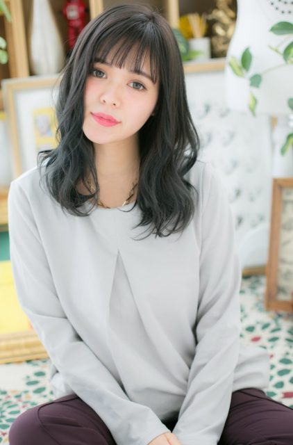 重軽MIX◎黒髪くせ毛風カール