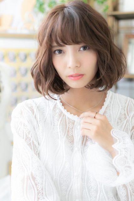 くせ毛風ルーズミックスウェーブ大人ボブ