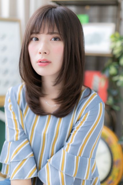 好感度高めの◎斜めバング黒髪ワンカール