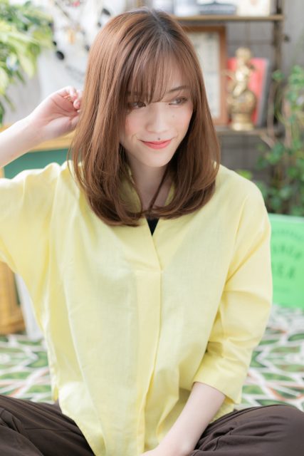 大人かわいいシースルーバングワンカール