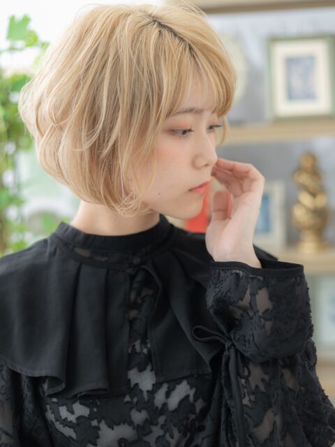 大人可愛い抜け感小顔ショート20代30代