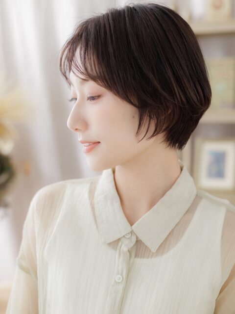 大人可愛いメンズライクダークアッシュショート20代30代