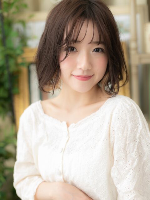 大人可愛いシースルーバングゆるふわボブ20代30代