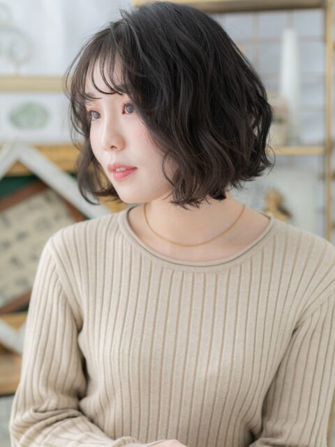 大人可愛い暗髪バレイヤージュボブ20代30代