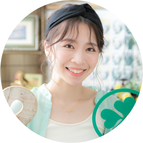 メイクアップインストラクター|棟方 千捺