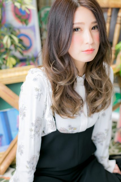 グラマラスな大人ドーリーロング
