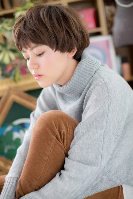 ボーイッシュな小顔前下がりショート