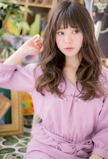 アシンメトリーで小顔♪グラマラスロング