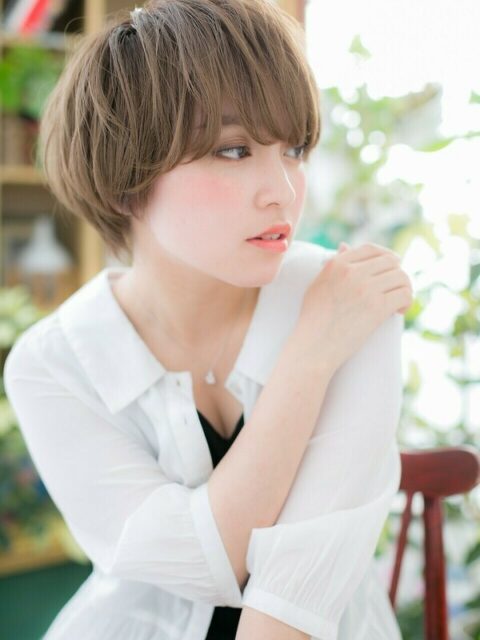 大人可愛いアディクシー明るめショート20代30代