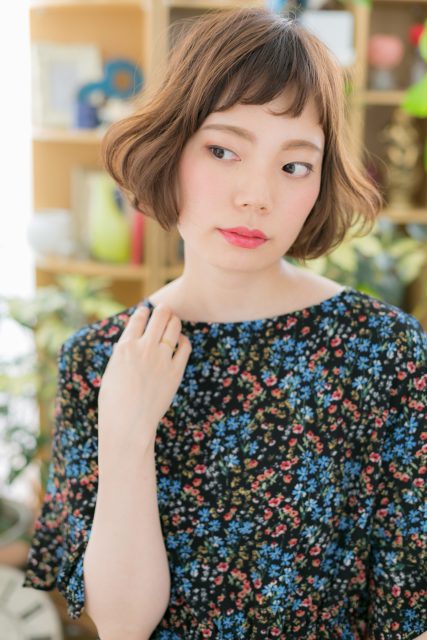 Aラインがキュート☆くせ毛風小顔ボブ