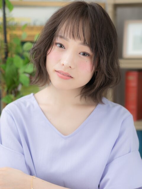 大人可愛い外ハネ小顔ボブ20代30代