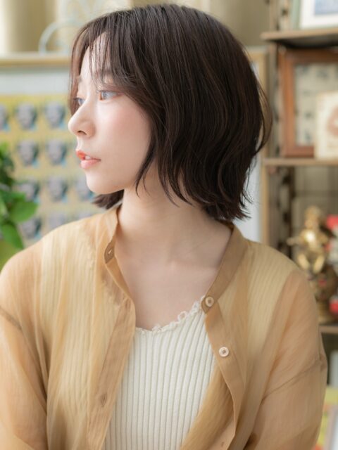 大人可愛い外ハネ小顔ショート20代30代