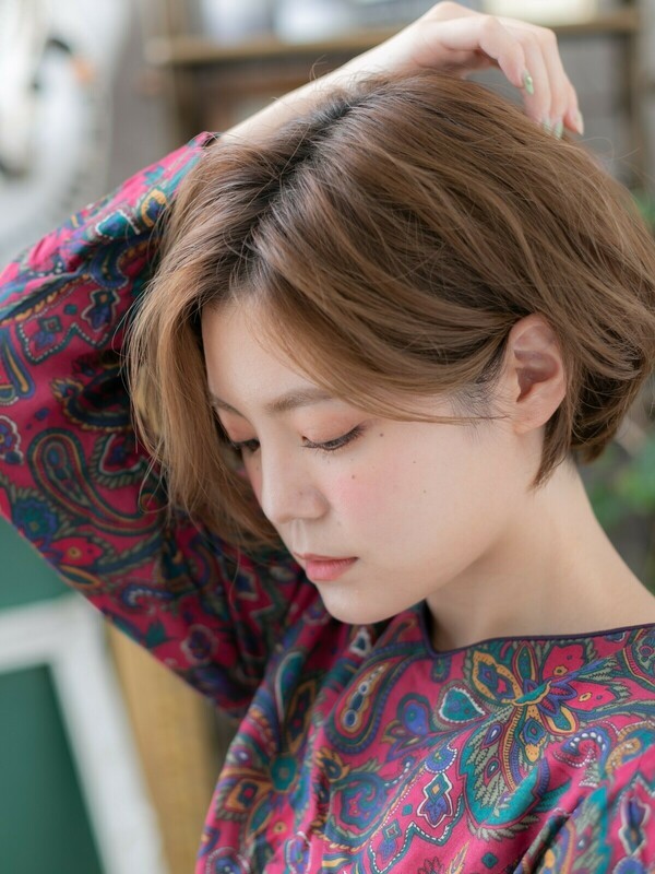 大人可愛いバリアージュ小顔ショート20代30代