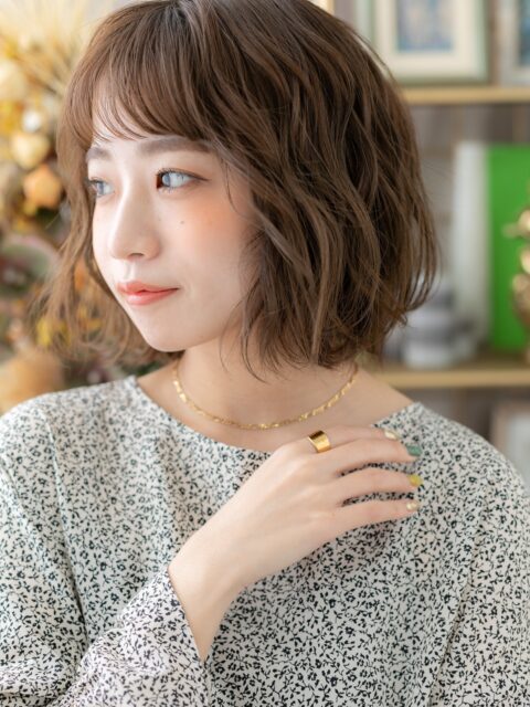 大人可愛い小顔パーマボブ20代30代