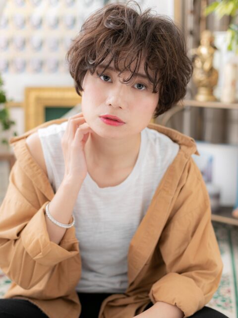 大人可愛いアシンメトリーマッシュショート20代30代