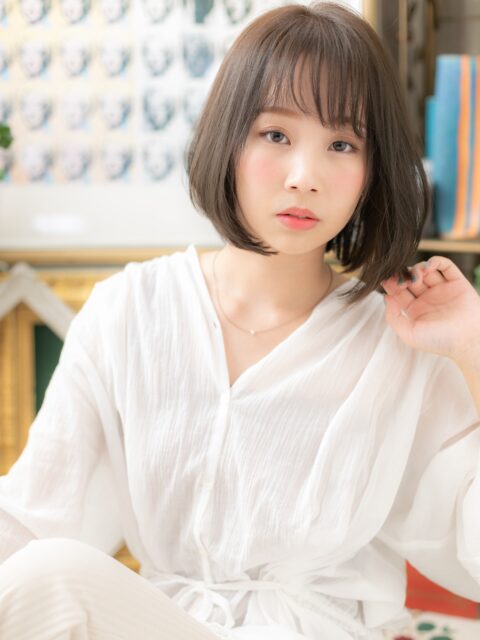 大人可愛いシースルー前下がりボブ20代30代