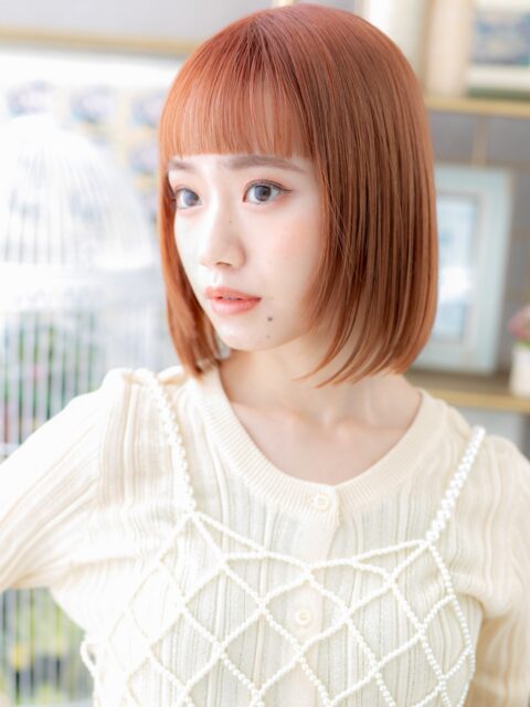大人可愛いぱっつん前髪オレンジベージュボブ20代30代