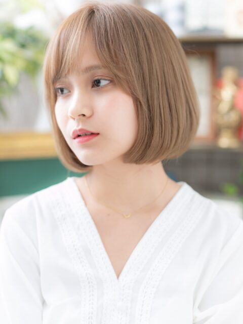 大人可愛いハイトーンミニボブ20代30代