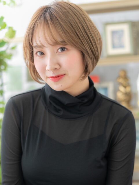 大人可愛い丸みハイトーンショート20代30代