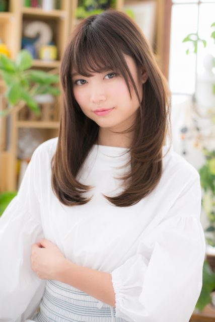 シャギーでグラマラス！外国人風こなれロング