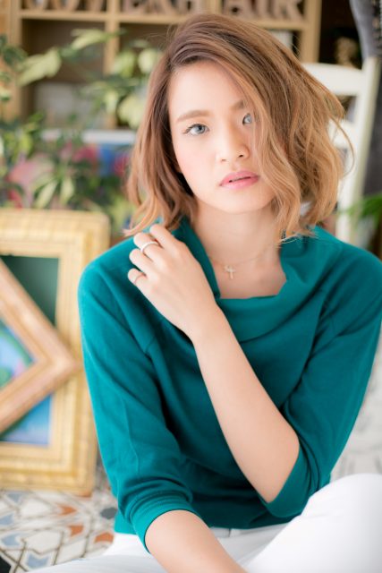 アシンメトリーｘグラデーションカラーミディ