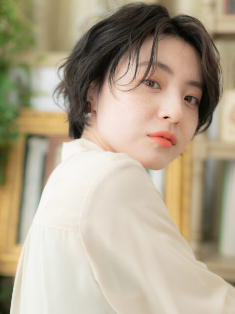 ナチュラル毛先パーマウェット黒髪ボブ20代30代