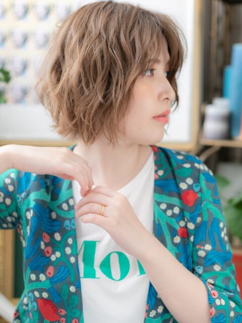 ハイライトくせ毛風小顔ボブパーマ20代30代