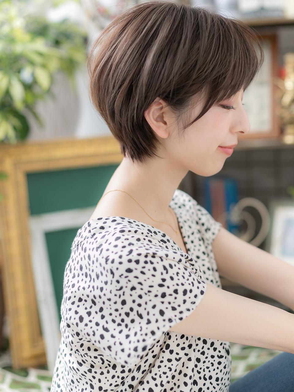 大人可愛い小顔耳掛けショート20代30代