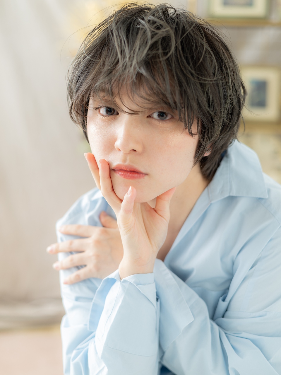 抜け感フェザーショートヘア20代30代