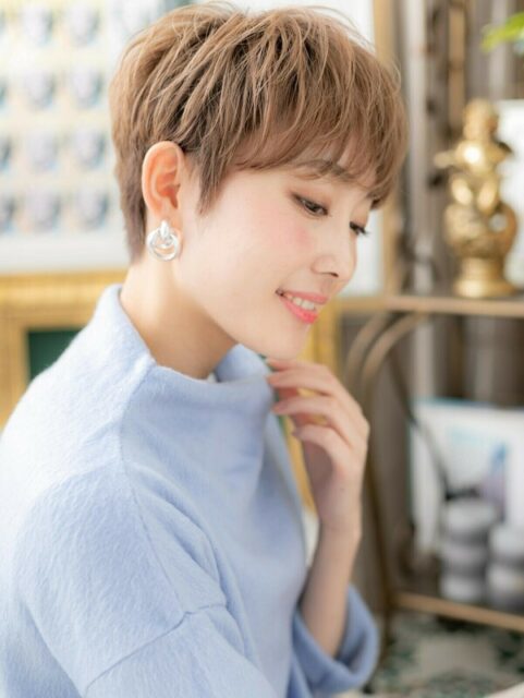 大人可愛いメンズライク小顔ショート20代30代