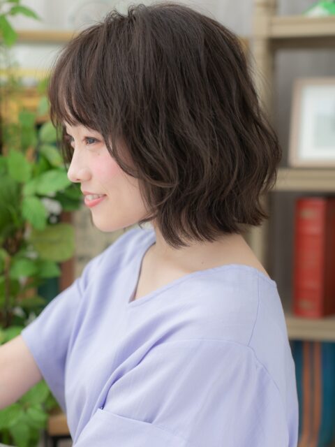大人可愛い外ハネ小顔ボブ20代30代