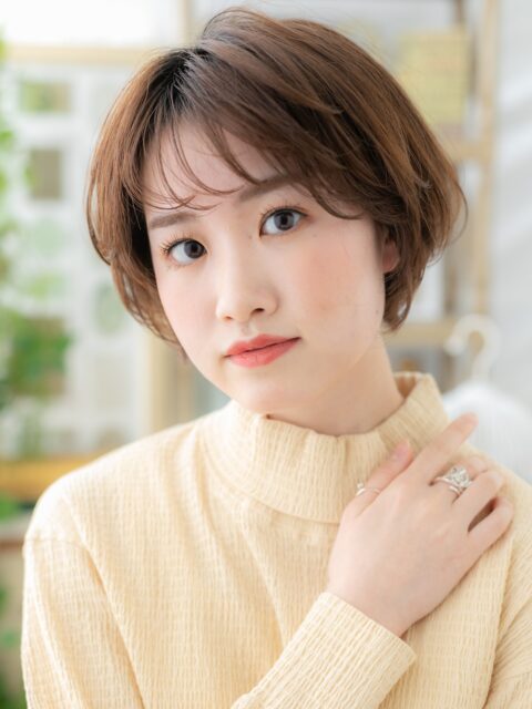 大人可愛いシースルーバング小顔ショート20代30代