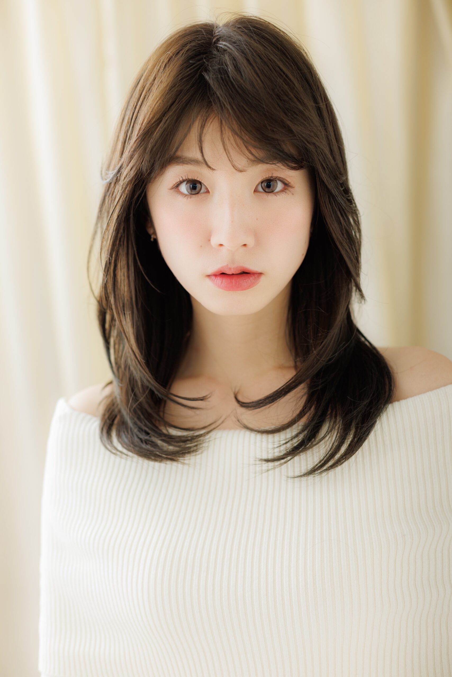 #シースルー／フェザー #ザクザクレイヤー #前上がり #Aライン #ナチュラル