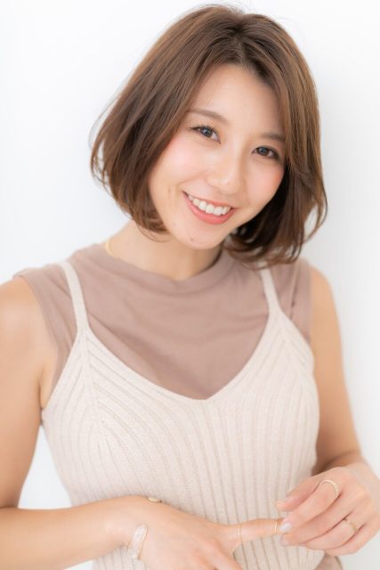 大人かわいいくせ毛風カール小顔大人ボブ30代40代50代