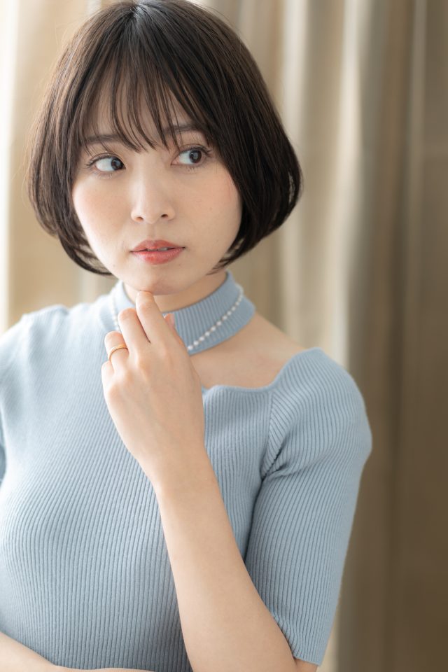 大人可愛い切りっぱなしひし形レイヤーカットモカベージュ20代30代