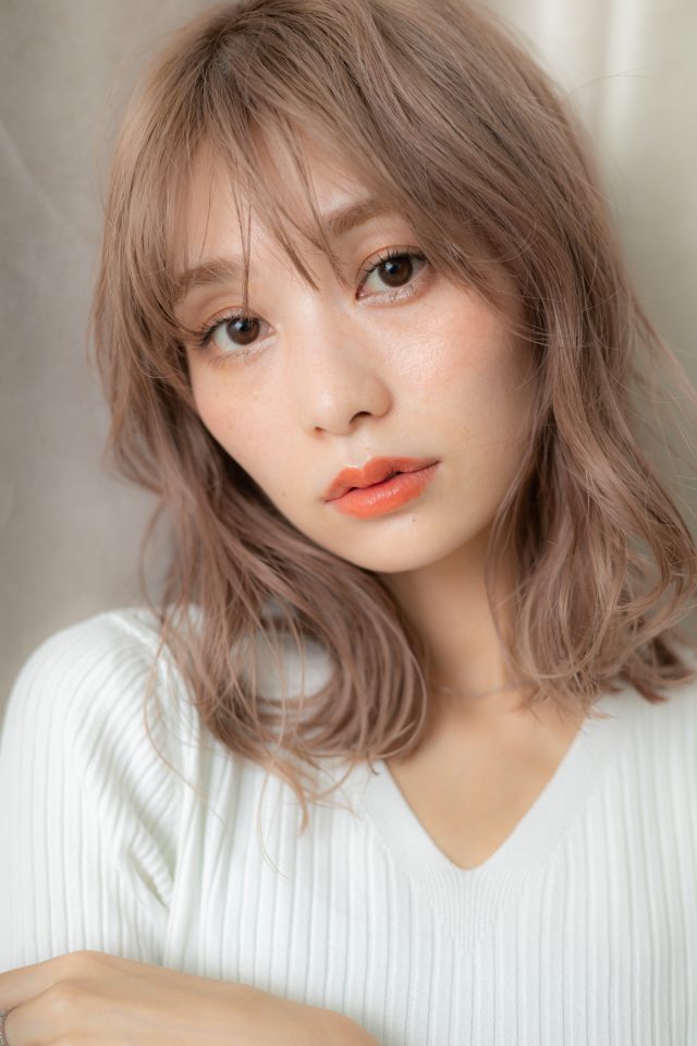 大人可愛い透明感オルチャンヘアハイトーン20代30代