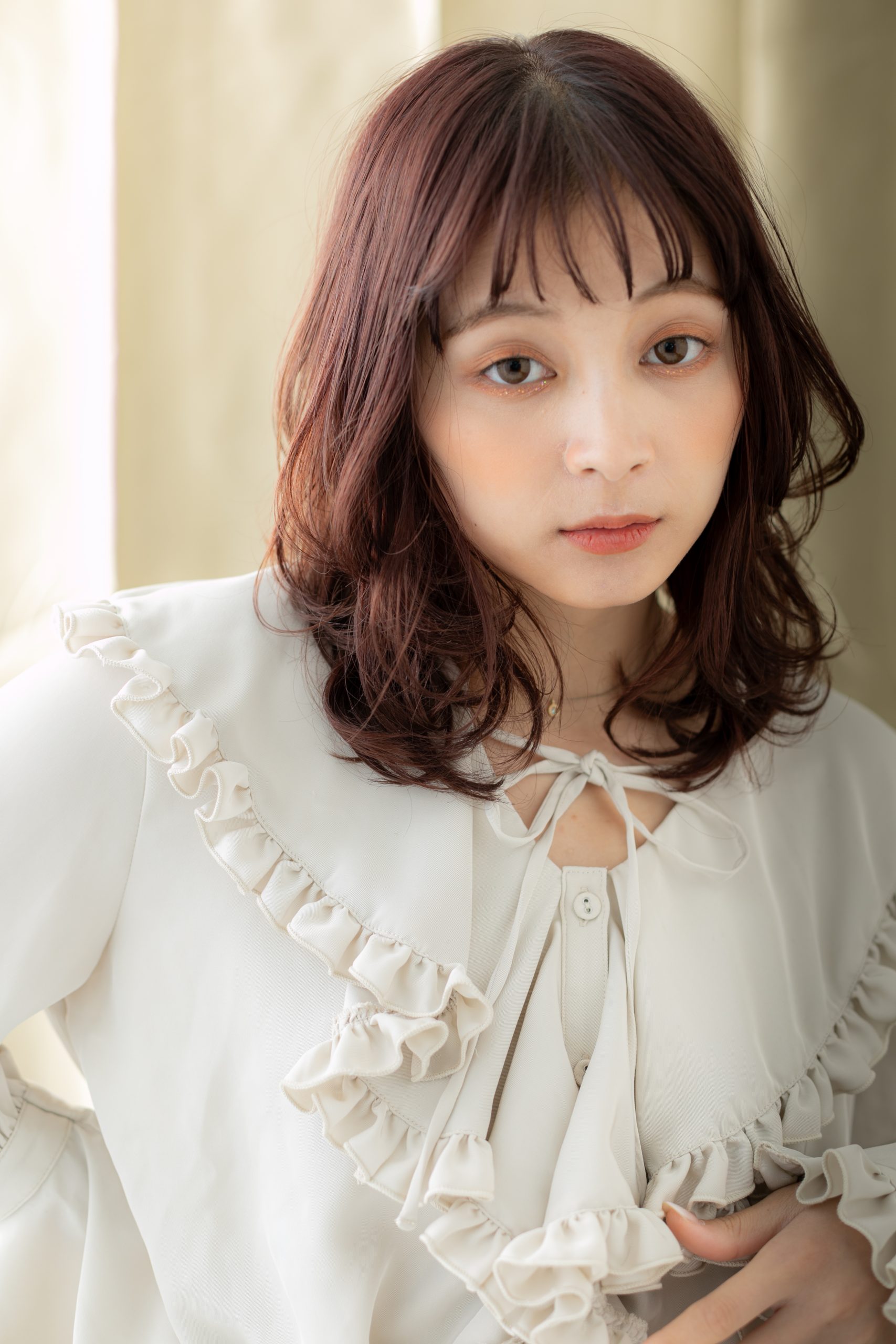 大人可愛いエアリーボブラベンダーベージュ透明感　20代30代